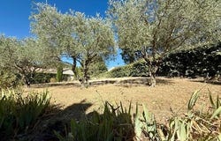 CADENET, Provence-Alpes-Côte d'Azur 84160
