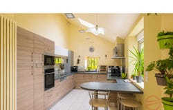 Loué, Pays de la Loire 72540
