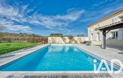 Fours, Nouvelle-Aquitaine 33390