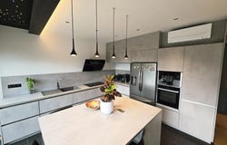Saint-Maximin, Languedoc-Roussillon 30700