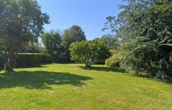 Plougasnou, Brittany 29630