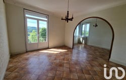 Saint-Sauves-d'Auvergne, Auvergne-Rhône-Alpes 63950