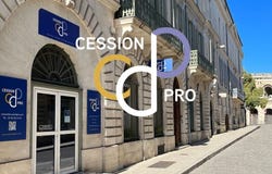 Nîmes, Languedoc-Roussillon 30000