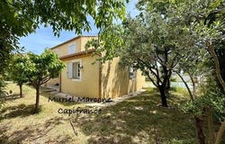 PERTUIS, Provence-Alpes-Côte d'Azur 84120