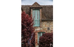 Sens, Burgundy 89100