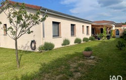 COMMELLE-VERNAY, Auvergne-Rhône-Alpes 42120