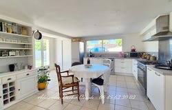 Mirabeau, Provence-Alpes-Côte d'Azur 04510