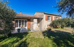 Barbentane, Provence-Alpes-Côte d'Azur 13570