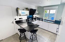 Saint-Cyr-Sur-Loire, Centre 37540