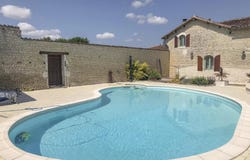 Matha, Poitou-Charentes 17160