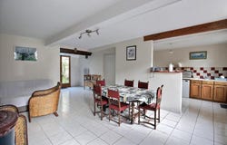 Venizy, Burgundy 89210