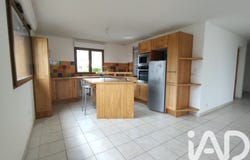 Theix, Brittany 56450