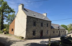 Plussulien, Brittany 22320