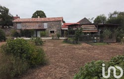Caylus, Occitanie 82160