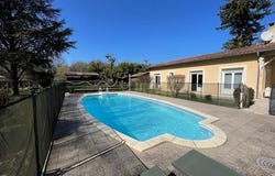 Bazas, Aquitaine 33430