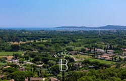 Grimaud, Provence-Alpes-Côte d'Azur 83310