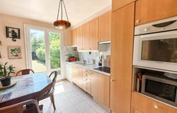 Le Mesnil-Saint-Denis, Yvelines 78320