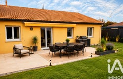 Corny-sur-Moselle, Grand Est 57680