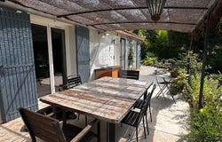 Lagnes, Provence-Alpes-Côte d'Azur 84800