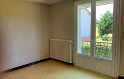 CHENY, Bourgogne 89400