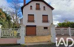 Bourges, Centre-Val de Loire 18000