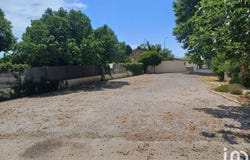 L'ISLE SUR LA SORGUE, Provence-Alpes-Côte d'Azur 84800