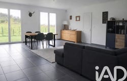 Berville-sur-Mer, Normandy 27210