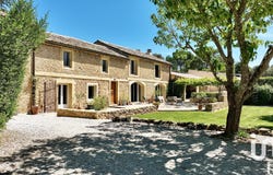 Uchaux, Provence-Alpes-Côte d'Azur 84100