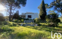 Grimaud, Provence-Alpes-Côte d'Azur 83310