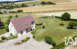 Chambray, Normandy 27120