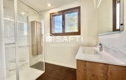 Ivry-La-Bataille, Haute-Normandie 27540