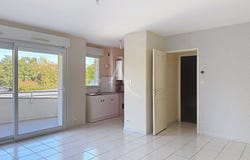 TRELAZE, Pays de la Loire 49800