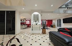 Reims, Champagne-Ardenne 51100
