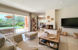 Salon-de-Provence, Provence-Alpes-Côte-d'Azur 13300