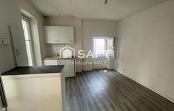 Laval, Pays de la Loire 53000