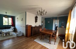 GENNES VAL DE LOIRE, Pays de la Loire 49160