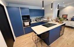 Tours, Indre-et-Loire 37100