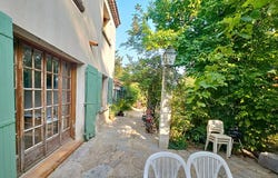 VILLENEUVE LES AVIGNON, Occitanie 30400