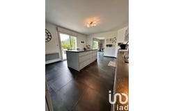 Villers-Bretonneux, Hauts-de-France 80800