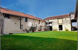 La Roche-Rigault, Poitou-Charentes 86200