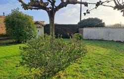 AUBIE ET ESPESSAS, Aquitaine 33240