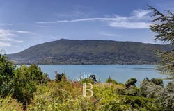 Annecy, Auvergne-Rhône-Alpes 74000