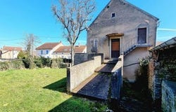 Massangis, Bourgogne 89440