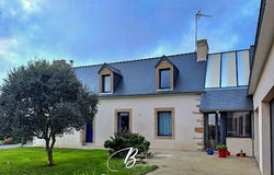 POULDREUZIC, Brittany 29710