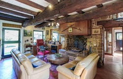 Questembert, Brittany 56230