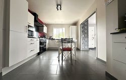 Joigny, Burgundy 89300