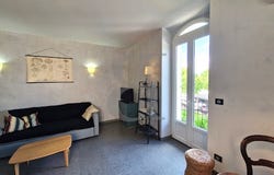 Nyons, Auvergne-Rhône-Alpes 26110
