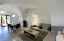 Uzès, Languedoc-Roussillon 30700