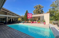 Bazas, Aquitaine 33430