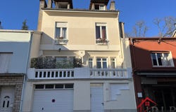 Bourbonne-les-Bains, Grand Est 52400